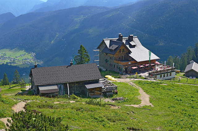 Mountain Hütte, Gosausee, Austria