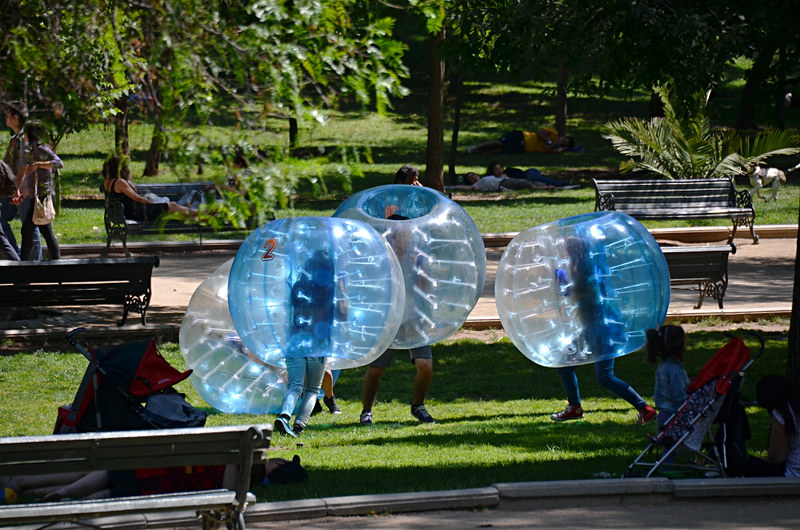 Bubble battle, Parque Forestal, Santiago, Chile