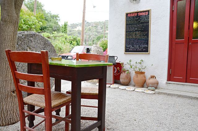 Kafeneio sto Scholeio, Anidri Gorge route, Paleochora, Crete