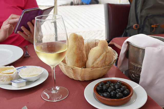Cheese, bread, and olive couvert, Sesimbra, Portugal
