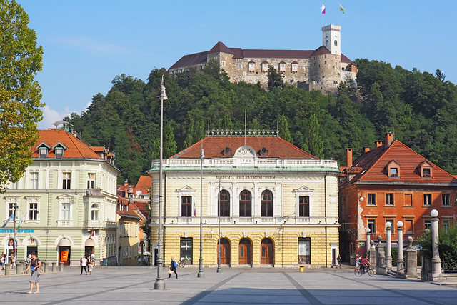 Ljubljana - Kongresni Trg and castle, Slovenia